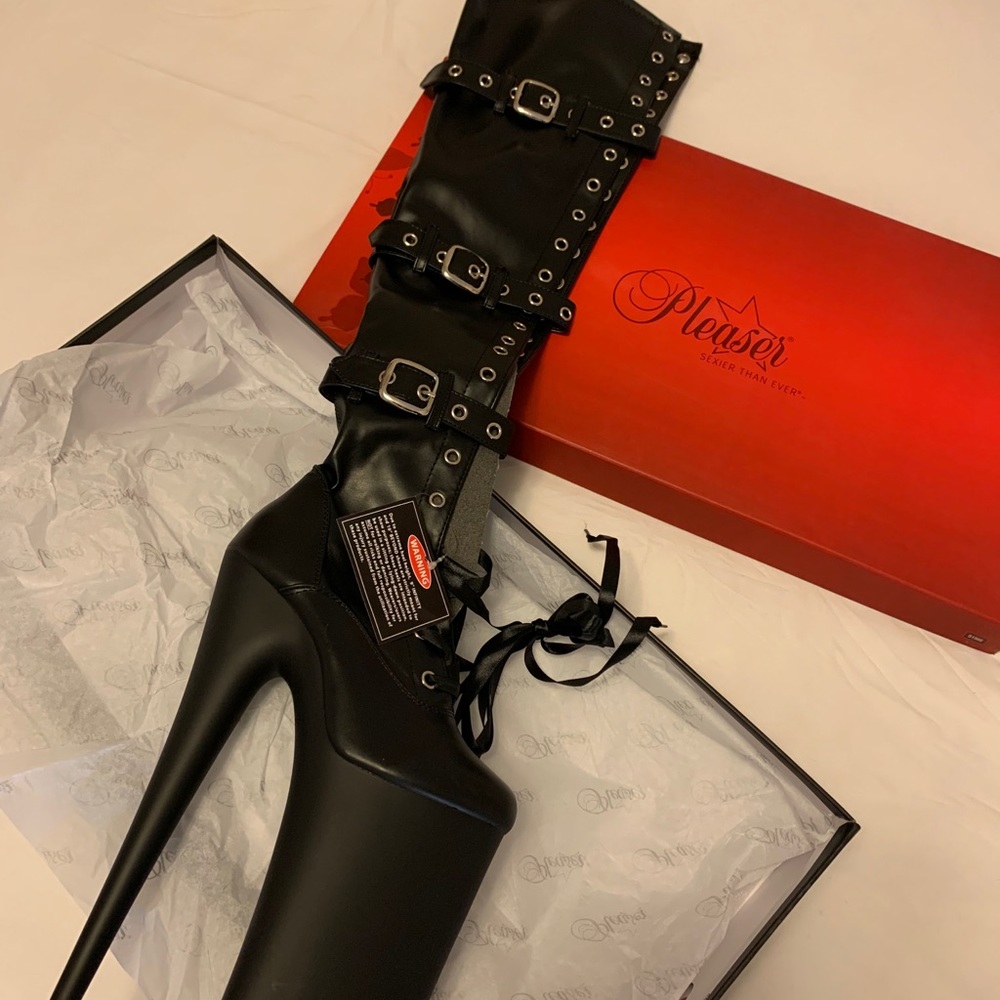 Beyond 3028 - Picture 3 of 8